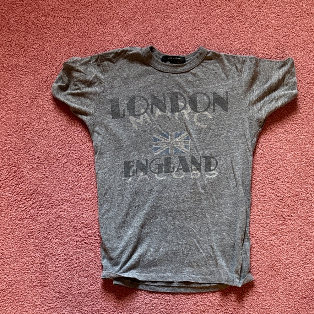 Marc Jacobs Heather Gray London England Tee